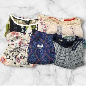 Set Of Five Women's Tops Blouses Shirts Size Medium (M) C16